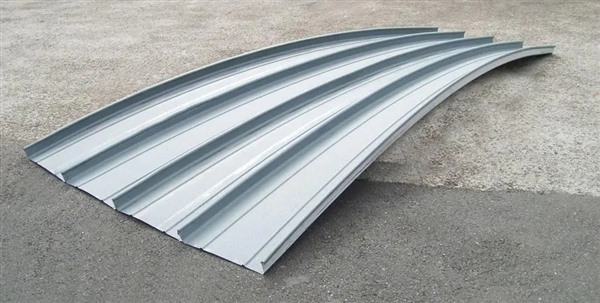 針對鋁鎂錳屋面板進水處理措施